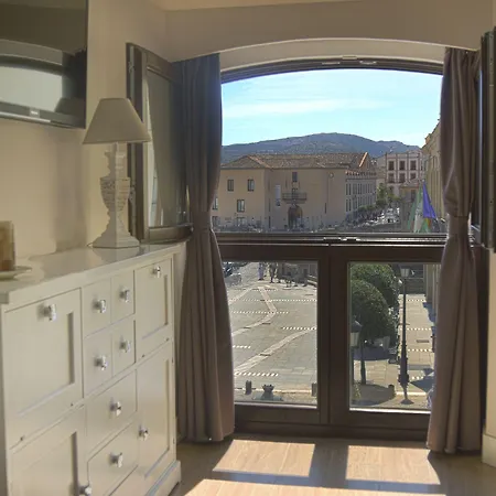 公寓 隆达岑特洛公寓